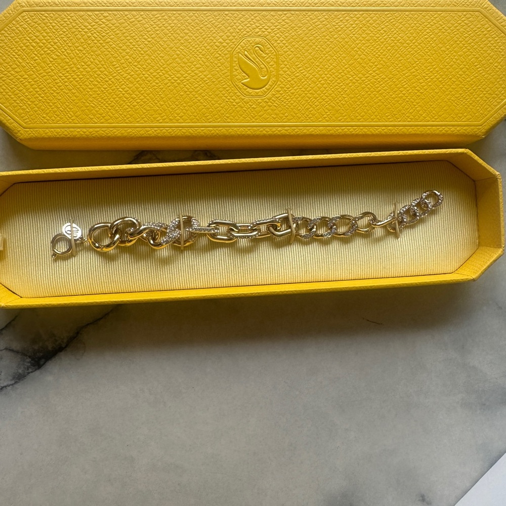 Swarovski Gold Chain Bracelet - Picture 3 of 5